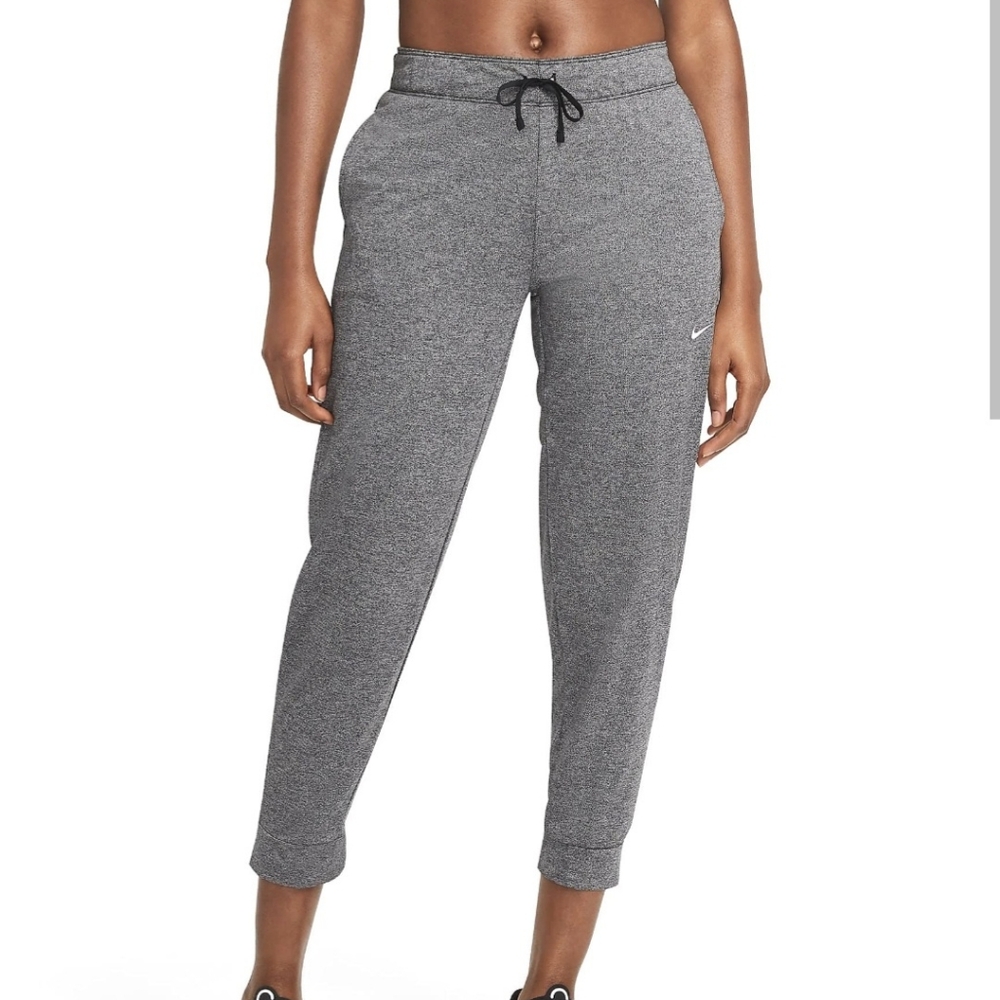 Nike Attack Women's 7/8 Training Pants